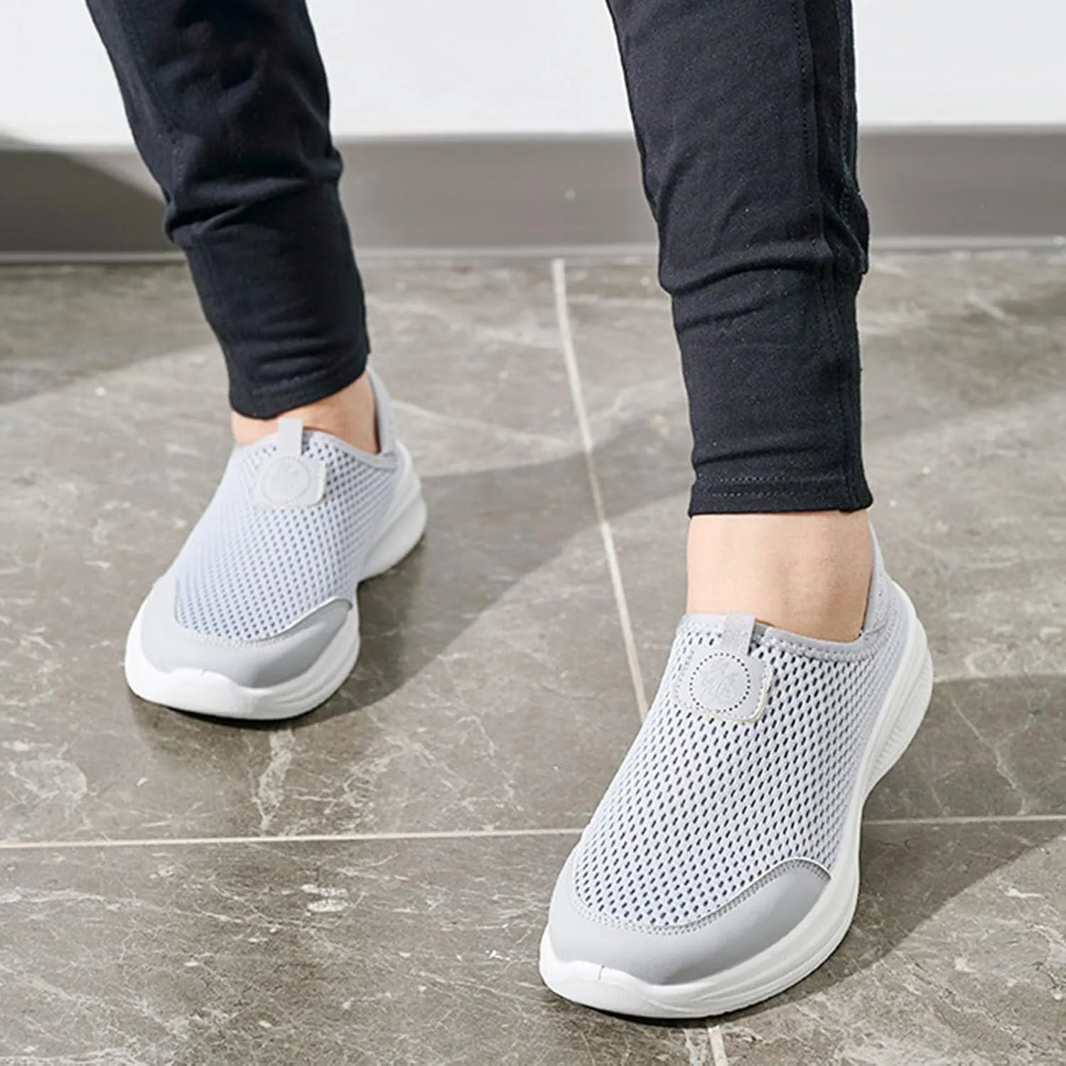 Couple Men's Spring and Summer New Non Slip Walking Fashion Light Shoes Middle and Elderly On Casual Shoes Mens Sneaker Boot