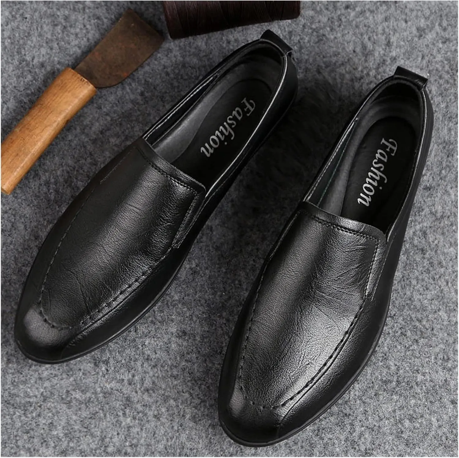 Easy to Put and Remove. Smoking Loafer Driving Moccasins for Men Vegan Leather Round Toe Breathable Flexible Resistant Lightweight Driving Slip on for All Occasions