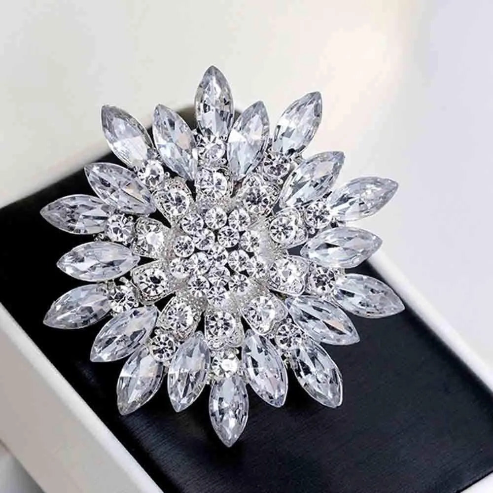 Ezing 4 Pieces Lot Large Big Silver Gold Plated Assorted Crystal Rhinestones Brooch Pins Set