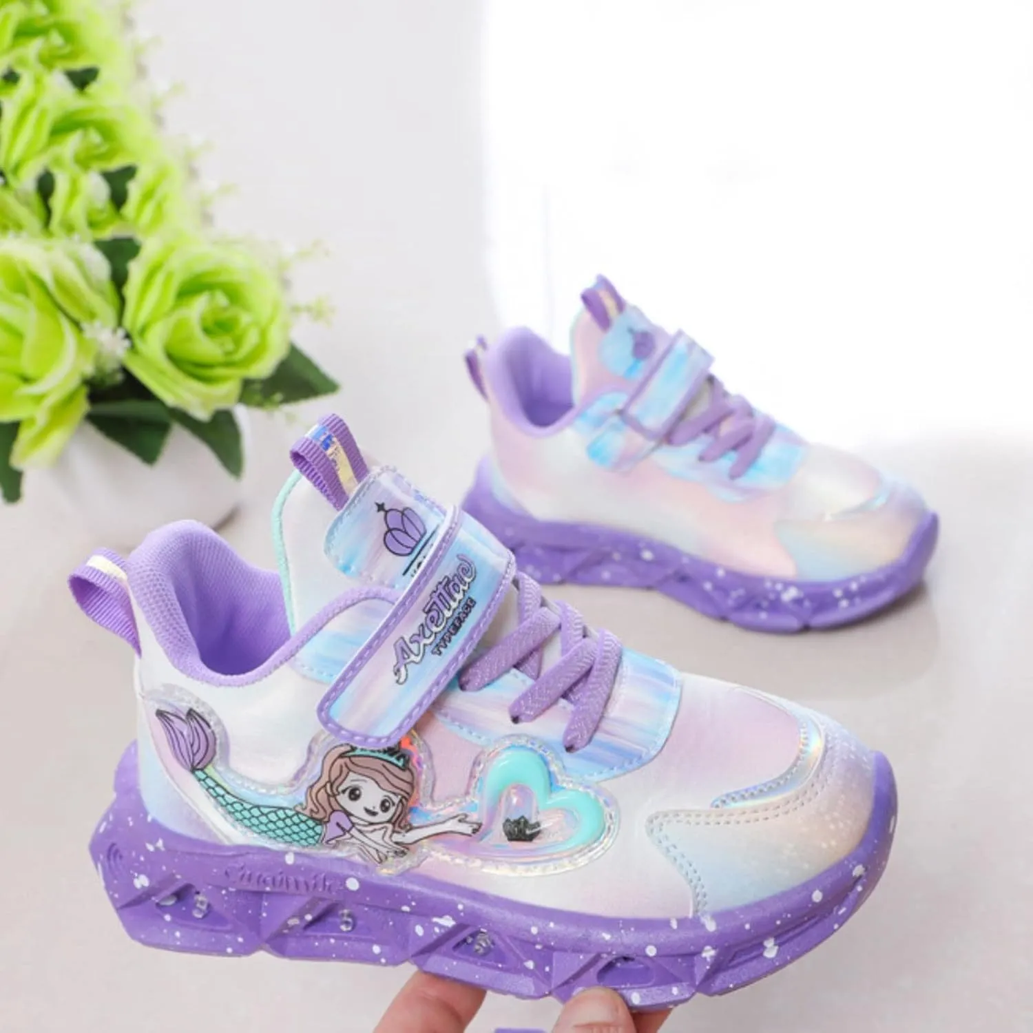 Girls Princess Shoes Slip On Light-Up Sneakers Mermai Shoes Breathable Mesh Sneakers Lightweight Running Shoes
