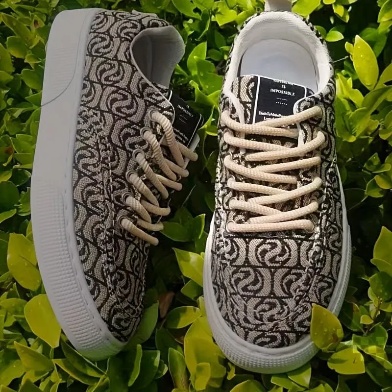 Men's Low-Top Canvas Sneakers - Stylish & Comfortable, Thick Rubber Sole Casual Shoes with Lace-Up Closure for Casual Attire, Hiking & Running - Beige and Black Pattern