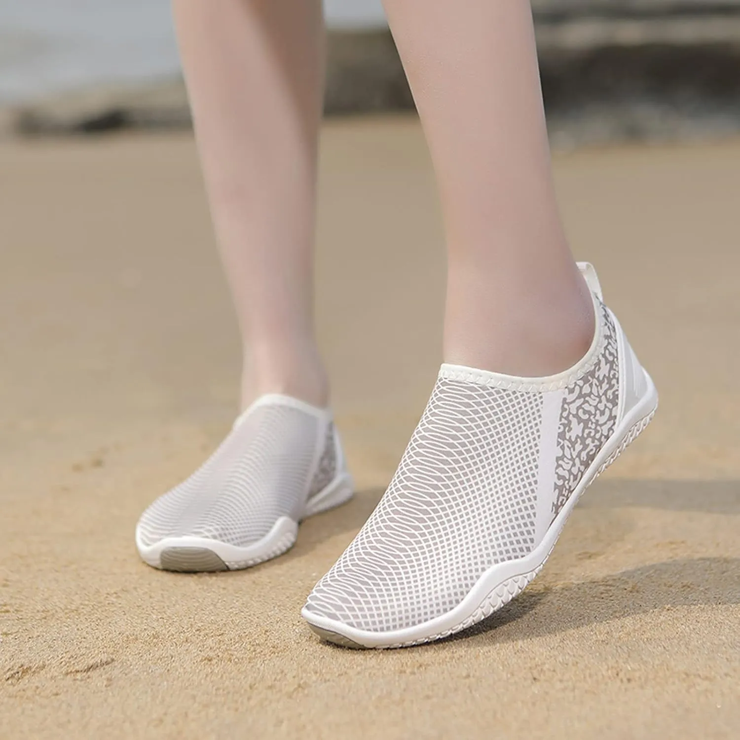 Quick Dry Beach Shoes Water Shoes for Women Men Barefoot Aqua Swim Pool Surf Yoga Hiking Lightweight Non Slip Outdoor Sports