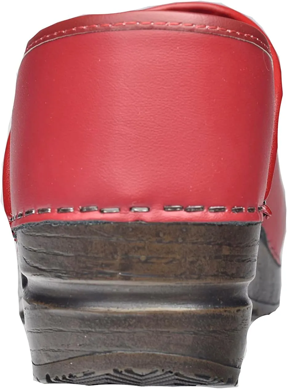 Sanita womens Clogs