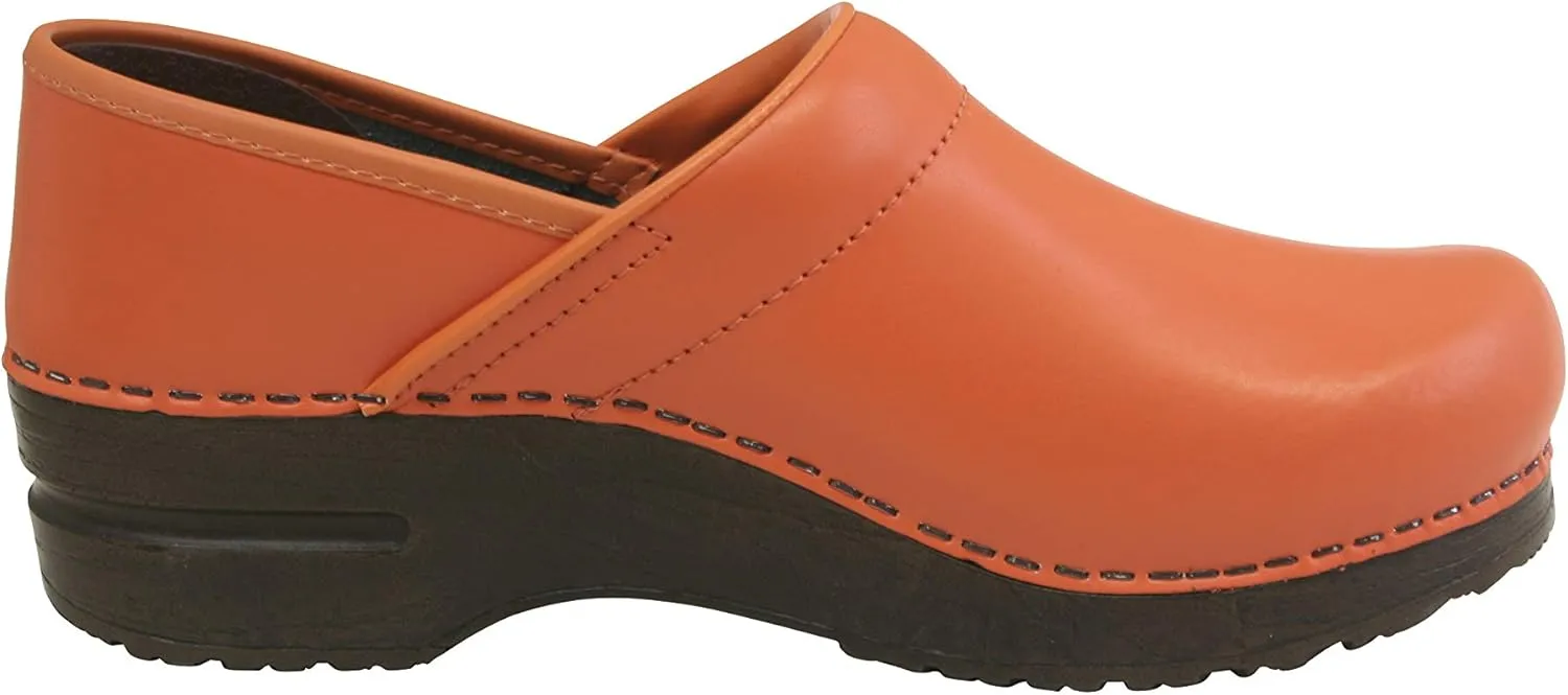 Sanita womens Clogs