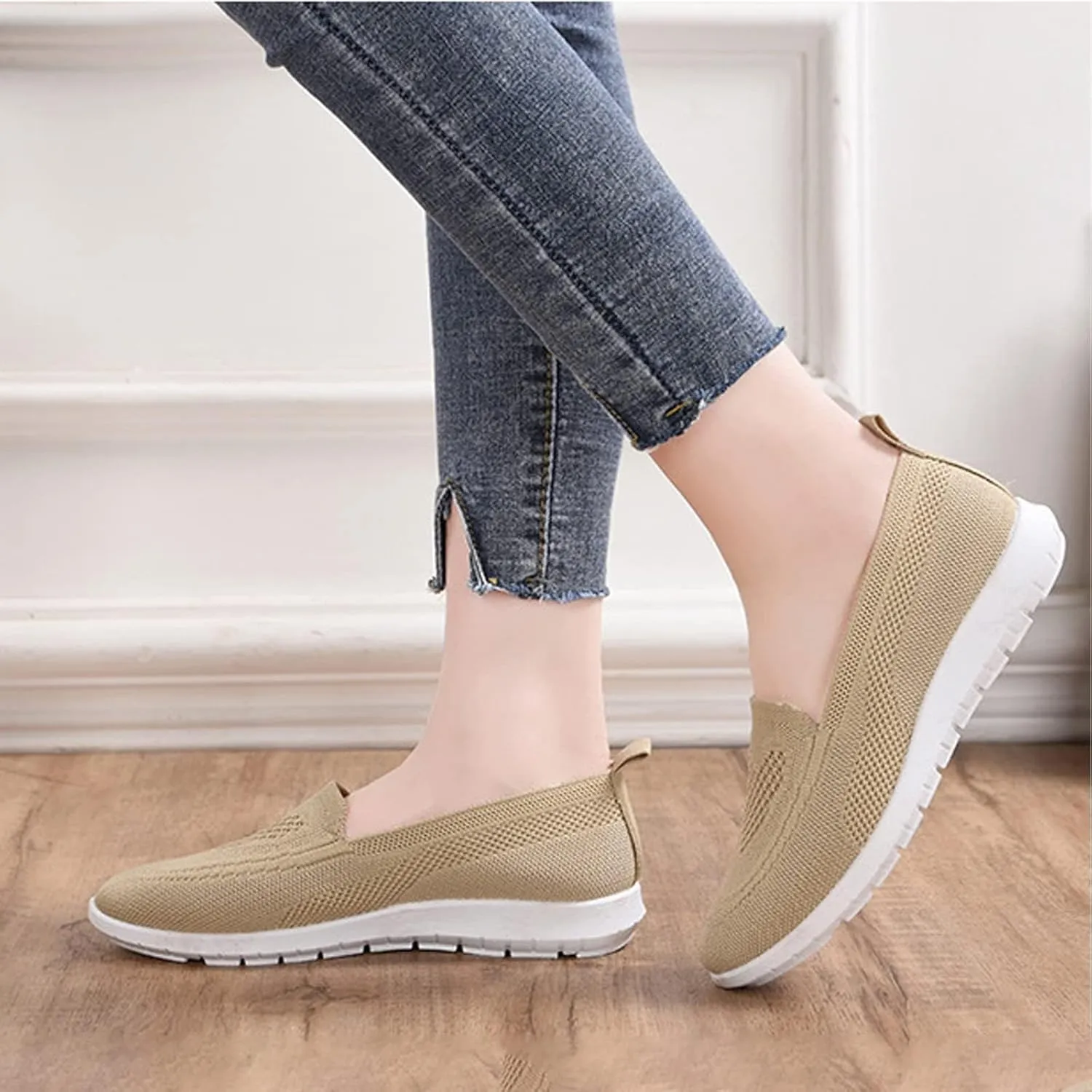UGOSELEC Women's Mesh Walking Shoes Slip-on Sneakers,Non-Slip Breathable Athletic Comfortable Lightweight Flat Loafer Nurse Shoes