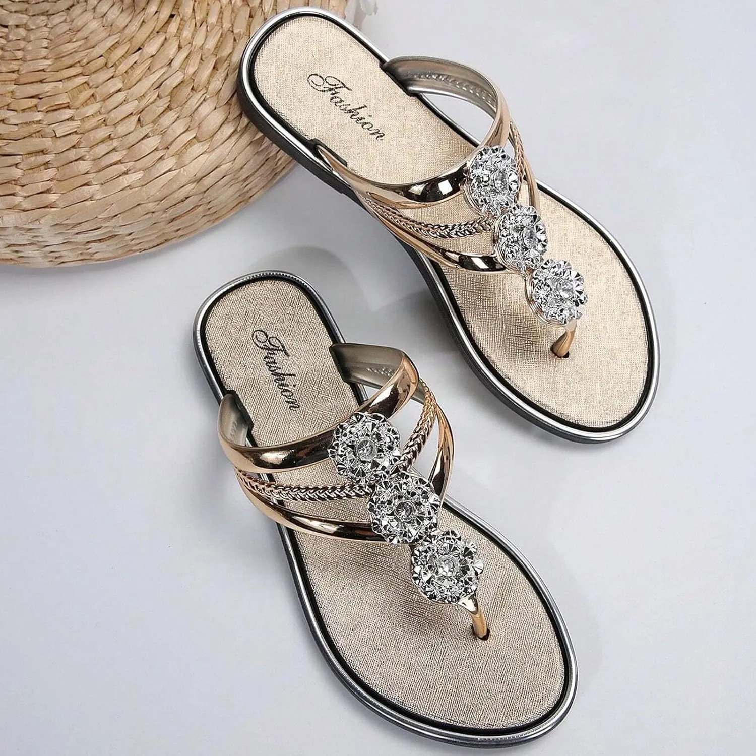 Women's Breathable Beach Flat Sandals Versatile Casual Work Summer Shoes Comfortable Walking Flat Sandals