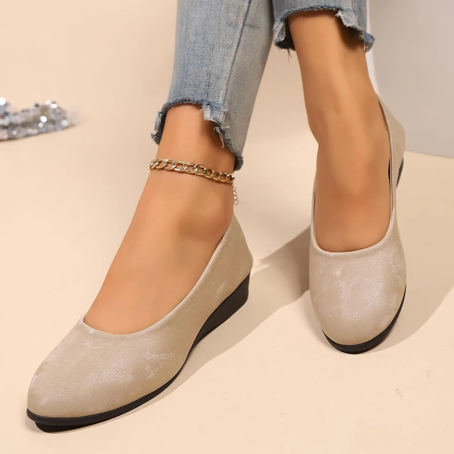 Women's Casual Shoes for Everyday Wear Sleek Satin Design Closed Toe and Heel Comfortable Wedge Wide Mens Shoe Casual