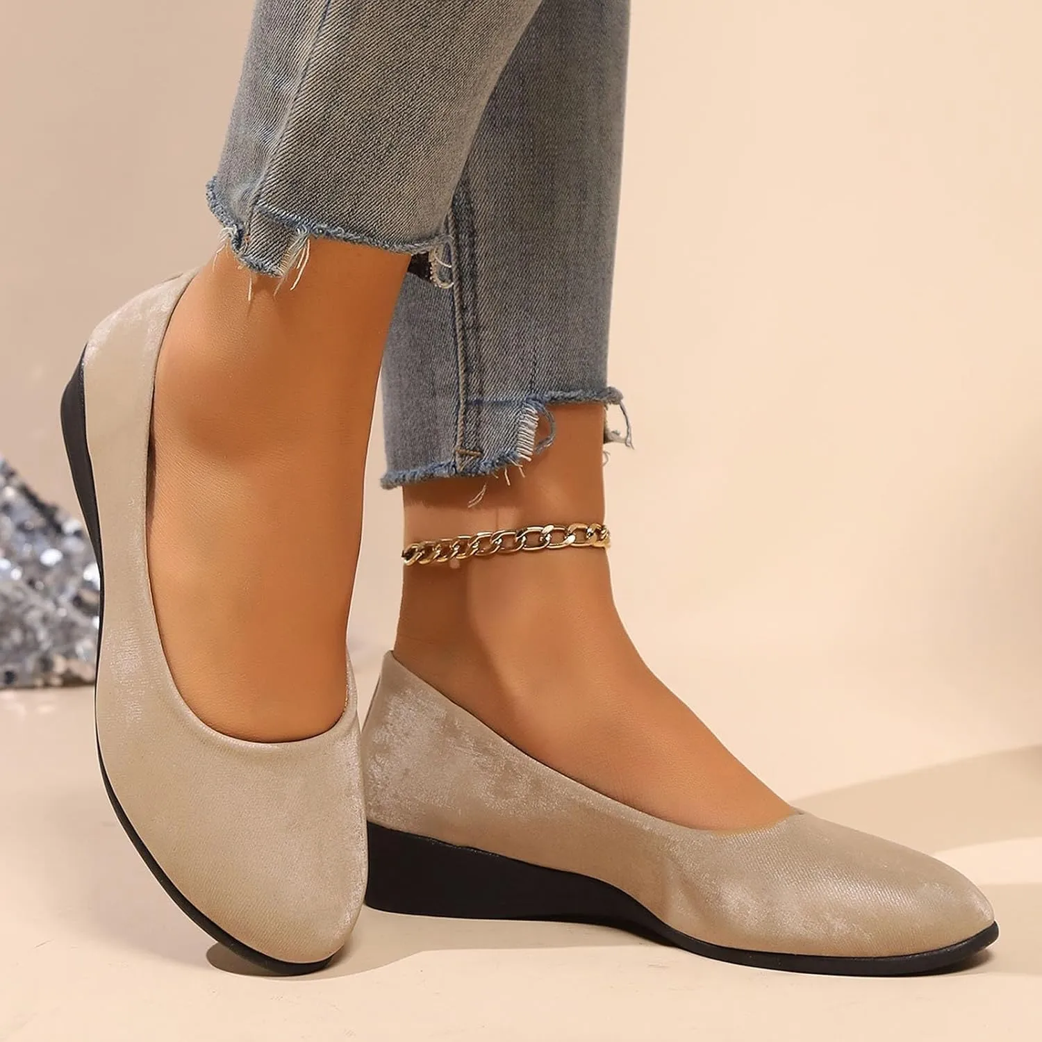 Women's Casual Shoes for Everyday Wear Sleek Satin Design Closed Toe and Heel Comfortable Wedge Wide Mens Shoe Casual